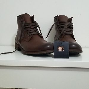 Frye Tyler lace up bootie